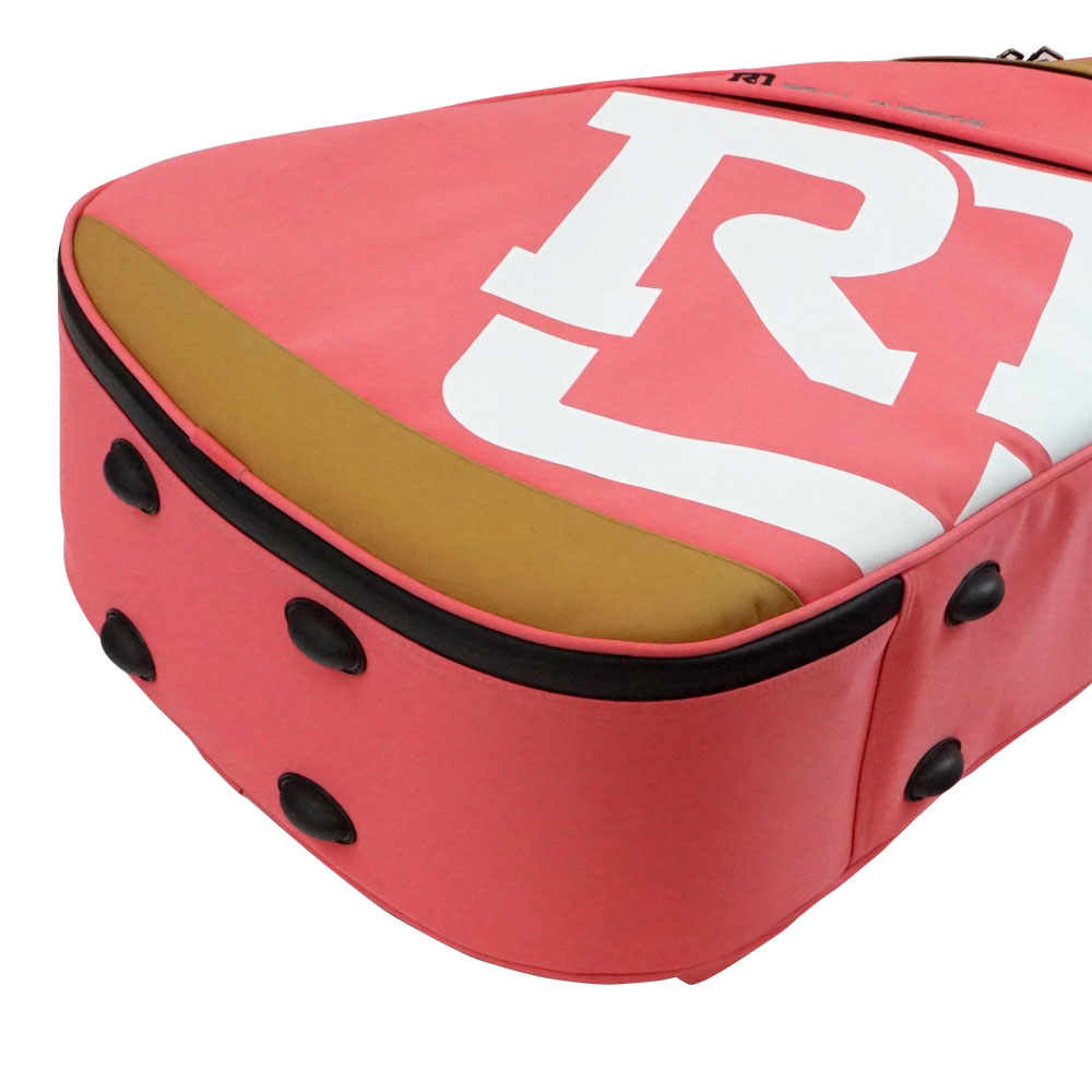 REAL MISSION(リアルミッション) Venus06-D Pink 防水 アコースティックギターケース・ギグケース・アコギケース 底面には衝撃を吸収するラバーパッドを装備