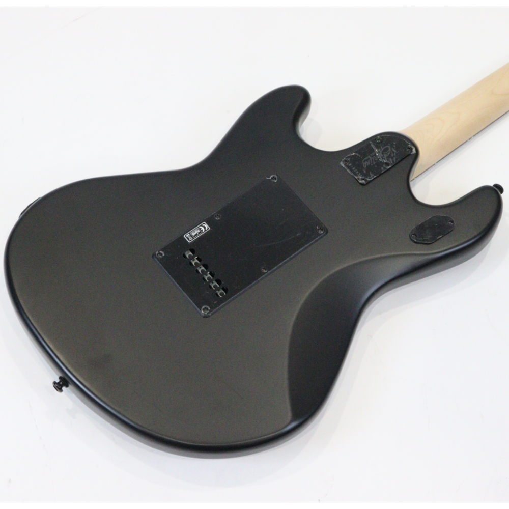 Sterling By Musicman SUB STINGRAY GUITAR STEALTH BLACK S.U.B.SERIES エレキギター ボディバック画像