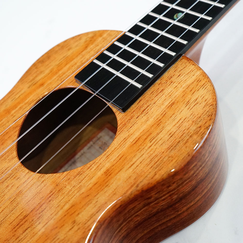 KoAloha KSM-02 Soprano Long Neck KOA series ソプラノロングネックウクレレ コアロハ サウンドホール部
