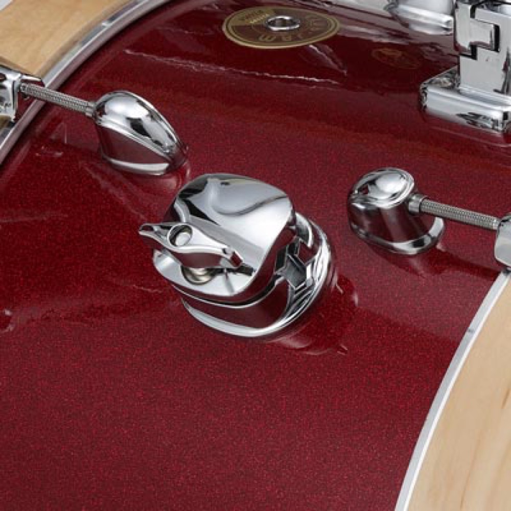 TAMA LJK44S-CPM Club-Jam Flyer ドラムキット バスドラムにはシンバルホルダーなどをマウントできるブラケットが付属。