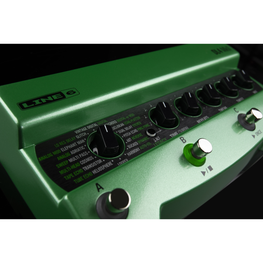 Line6 DL4 MkII ディレイペダル ディスプレイ部アップ画像
