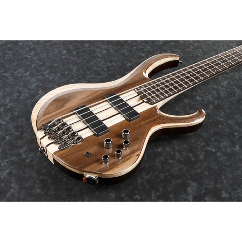 IBANEZ BTB745-NTL 5弦エレキベース ボディ斜めアングル画像