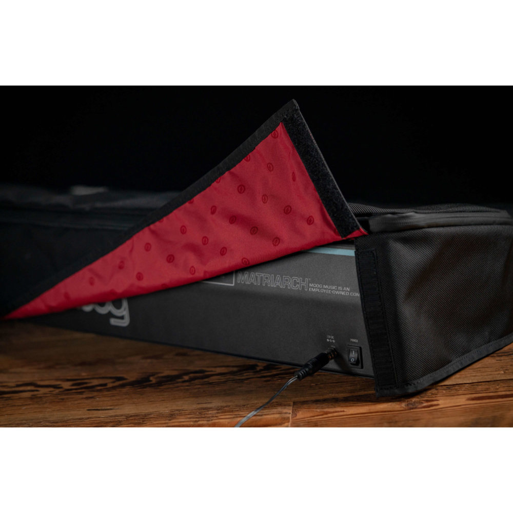 moog Matriarch Dust Cover Matriarch用ダストカバー 背面のI/Oパネルにアクセスするためのベルクロ・フラップ