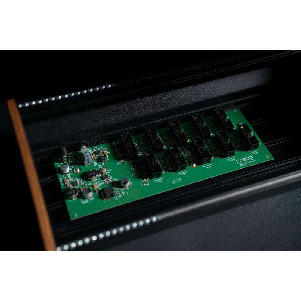 moog 60HP Powered Eurorack Case ユーロラックケース 回路