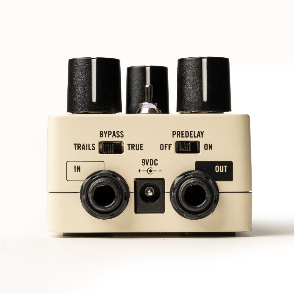 Universal Audio ユニバーサルオーディオ UAFX Evermore Studio Reverb リバーブ ギターエフェクター バック画像
