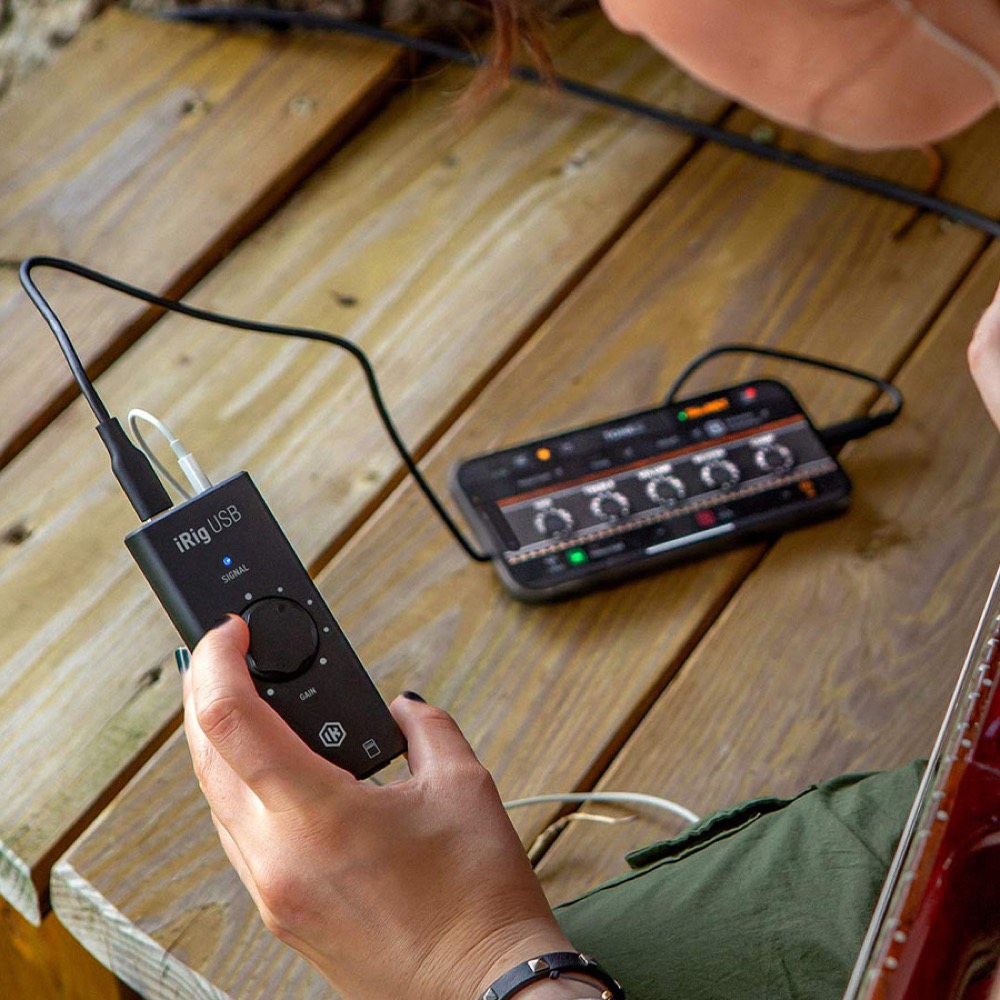 IK Multimedia アイケーマルチメディア iRig USB ギター/ベース USB-C対応 モバイル オーディオインターフェイス 正規輸入品 使用イメージ画像