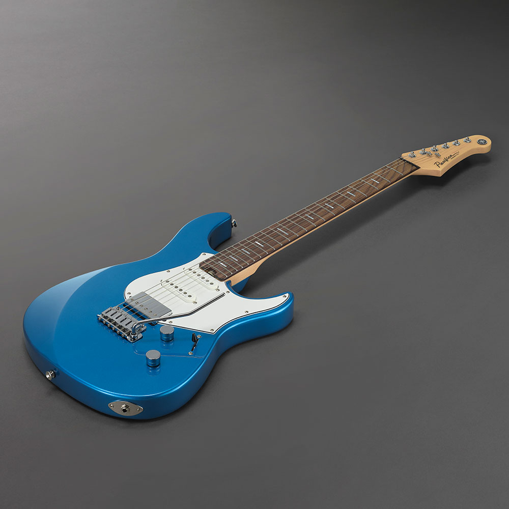 YAMAHA ヤマハ PACS+12 SB Pacifica Standard Plus パシフィカスタンダードプラス エレキギター 全体像
