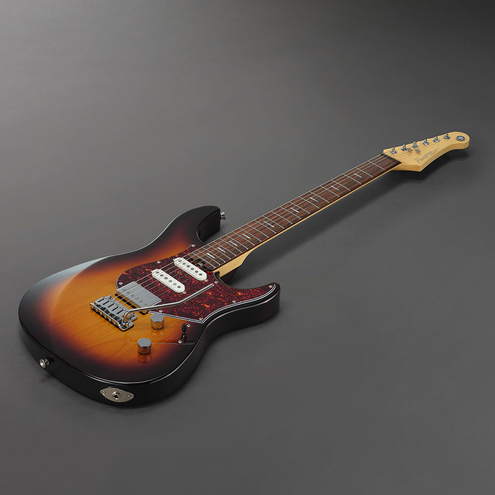YAMAHA ヤマハ PACP12 DTB Pacifica Professional パシフィカプロフェッショナル エレキギター 全体像