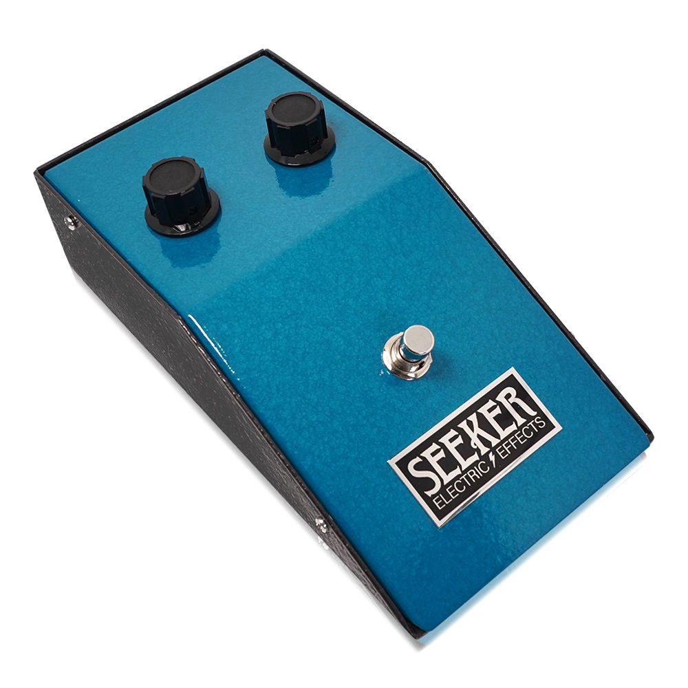Seeker Electric Effects シーカーエレクトリックエフェクツ Vintage Custom Series Zonk Wedge ファズ ギターエフェクター 斜めアングル画像