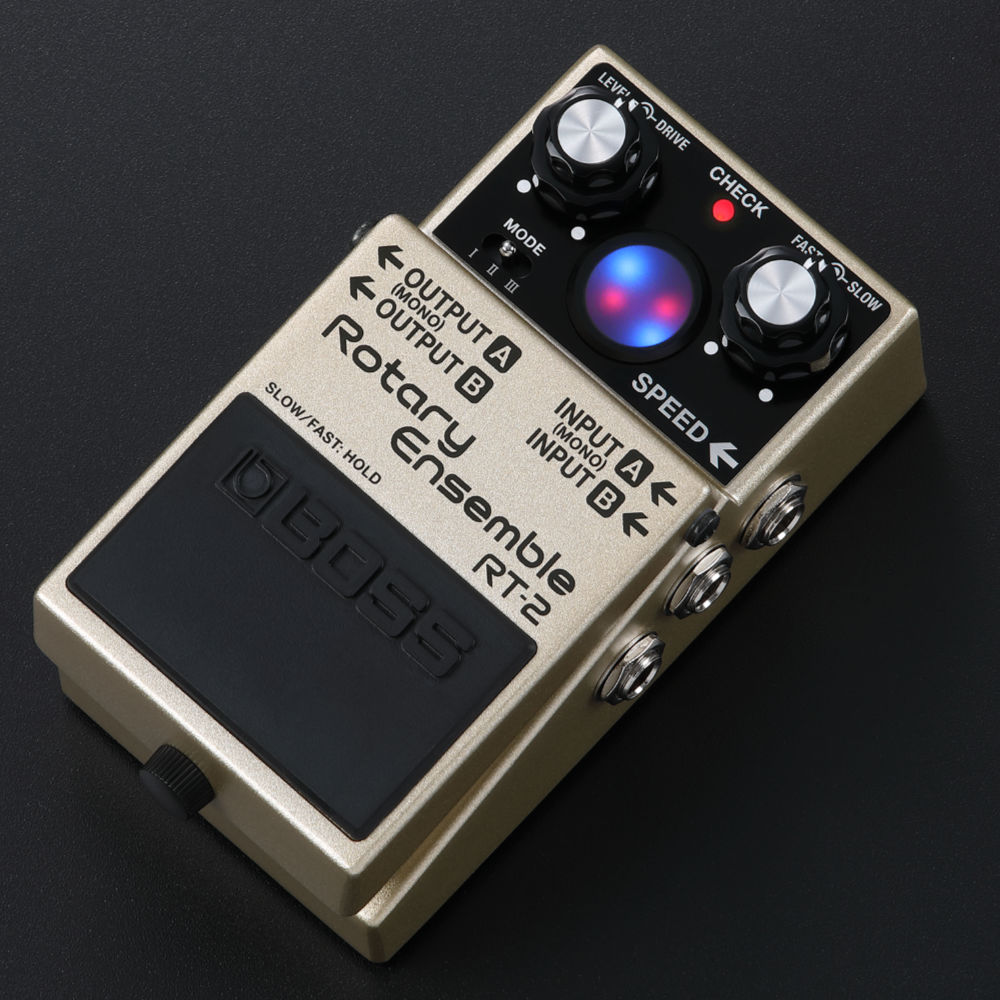 エフェクター BOSS RT-2 Rotary Ensemble ロータリースピーカーシミュレーター ボス ロータリーアンサンブル 右アングル
