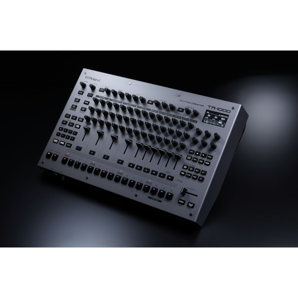 リズムマシン ROLAND TR-1000 RHYTHM CREATOR TR-808/TR-909から厳選した16種類の回路を搭載 イメージ