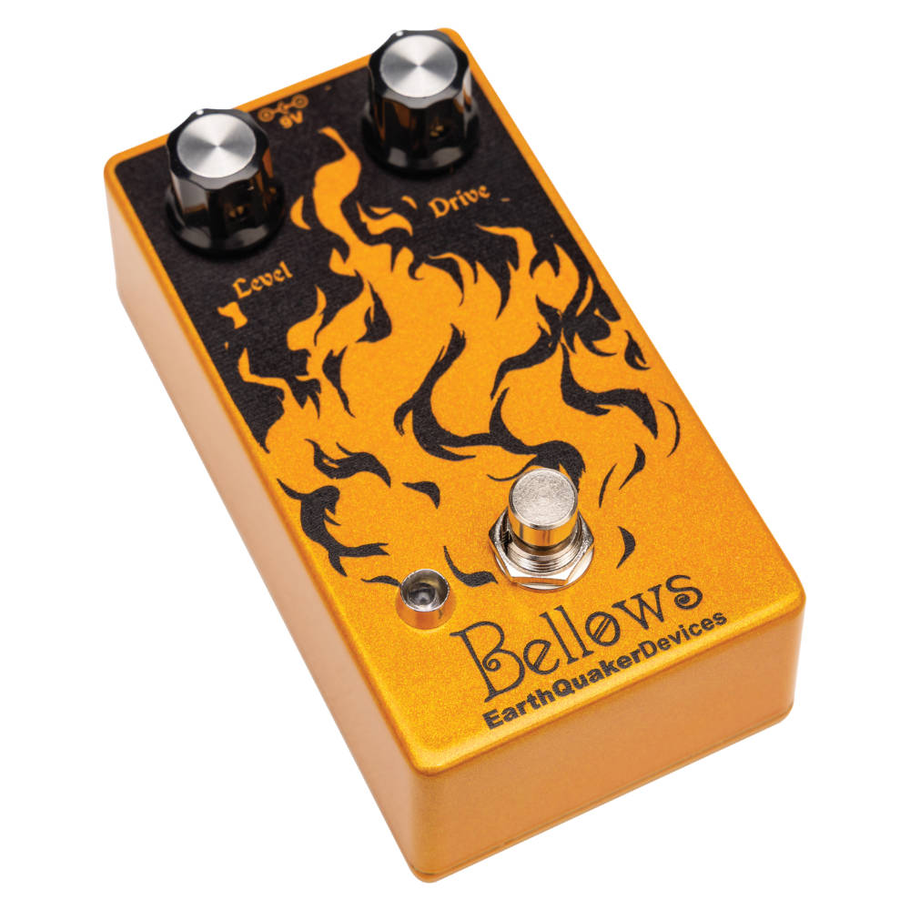 EarthQuaker Devices アースクエイカーデバイセス EQD Bellows ファズドライバー ギターエフェクター 本体画像 斜め2