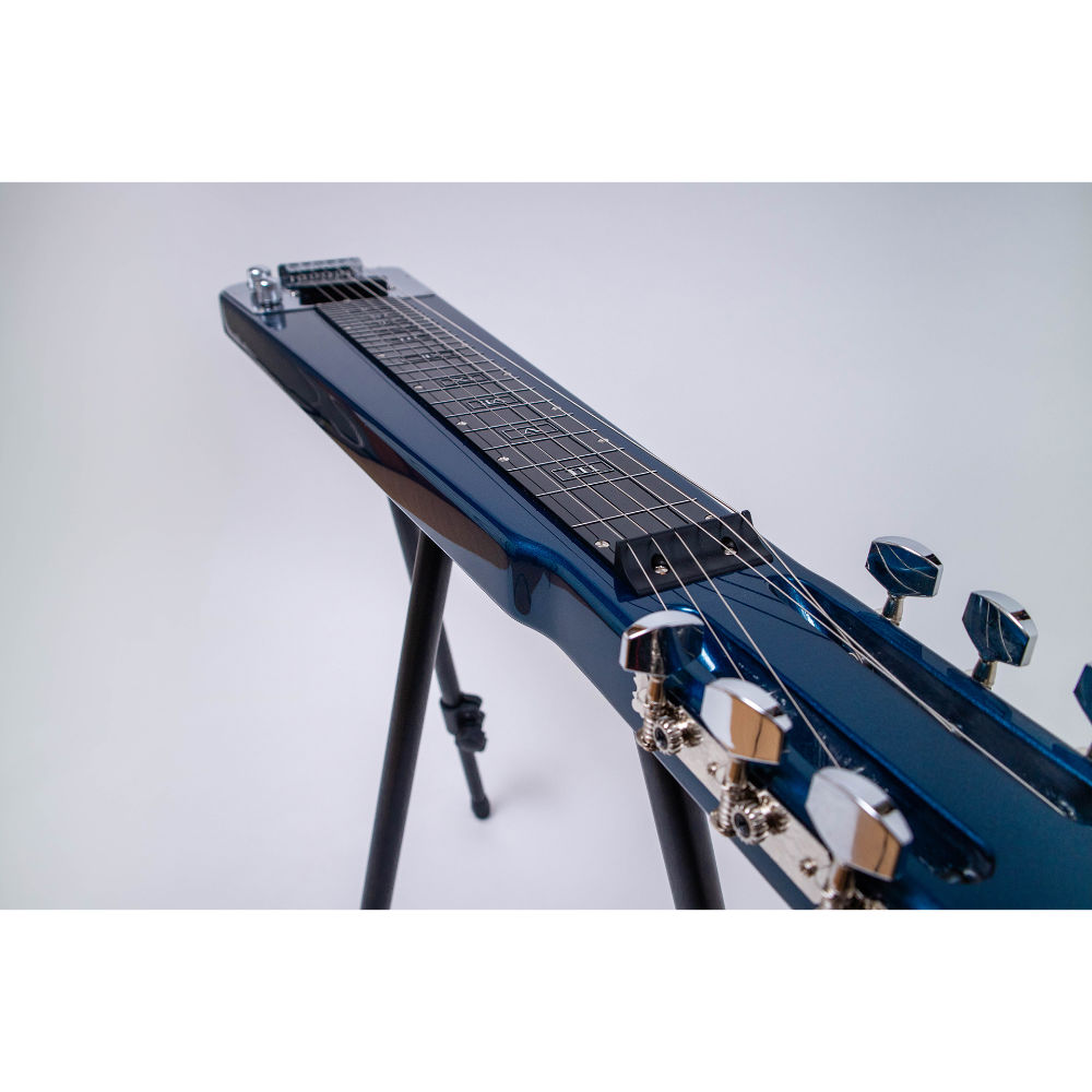 MASTER CRAFT マスタークラフト LSG-400 MBU Metallic Blue エレクトリックラップスチールギター 斜めアングル画像