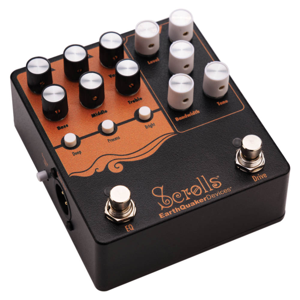 EarthQuaker Devices アースクエイカーデバイセス EQD Scrolls 中尾憲太郎シグネチャーベースプリアンプ 左斜めアングル画像