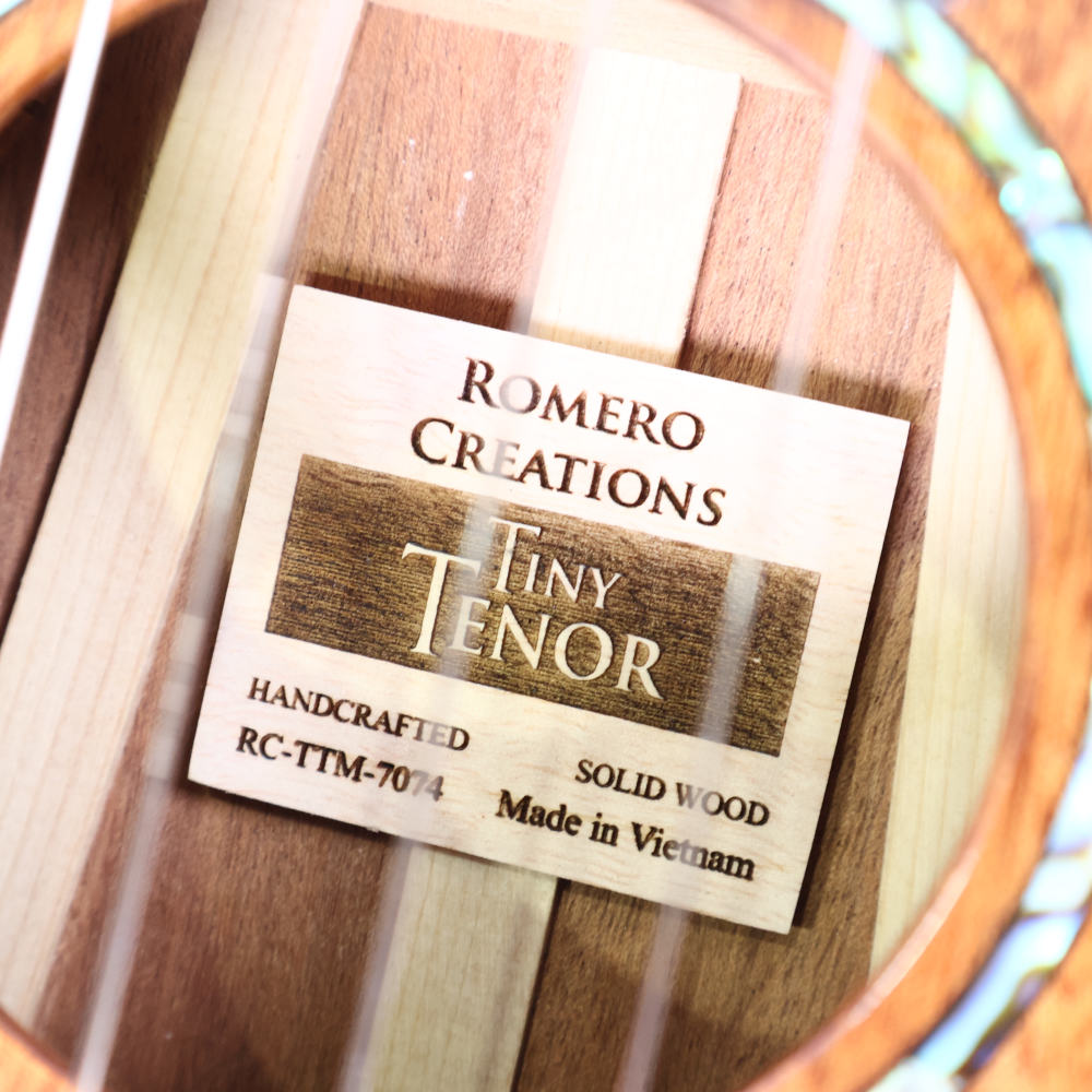 【訳あり】アウトレット ROMERO CREATIONS Tiny Tenor Mahogany Low-G テナーウクレレ 詳細画像