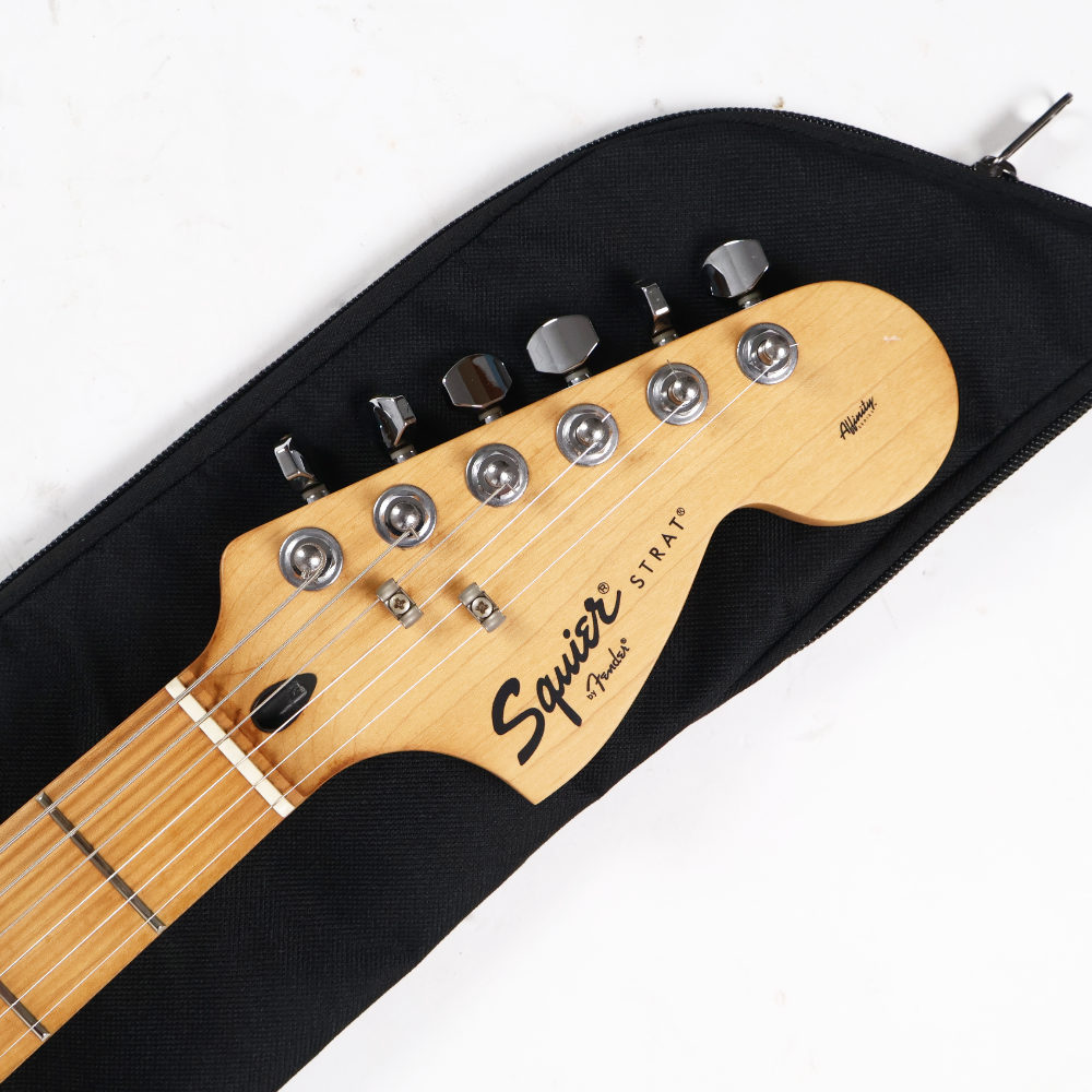 【中古】 Squier by Fender スクワイヤー Hello Kitty Stratocaster 2000年代 初期モデル ハローキティ ストラトキャスター エレキギター ヘッド画像