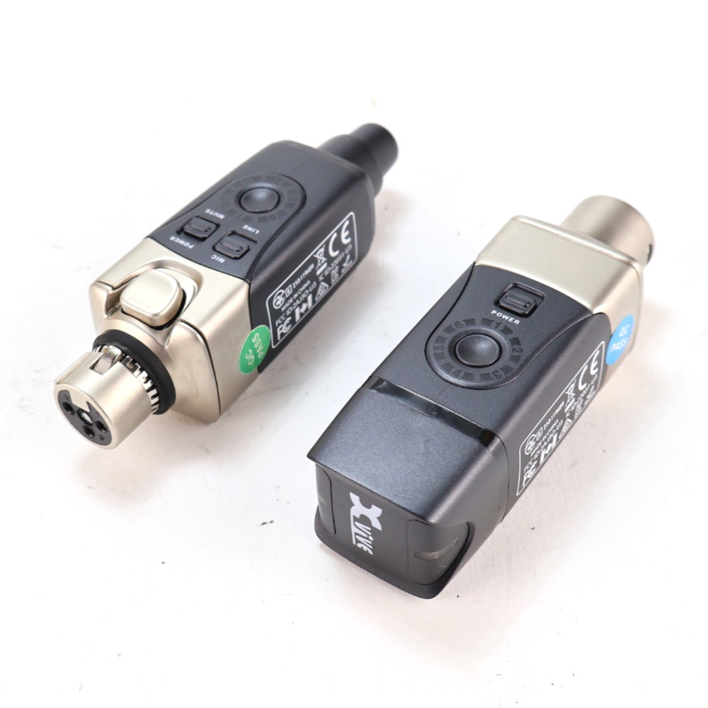 【中古】 Xvive XV-U3 マイクロフォン デジタルワイヤレスシステム 斜めアングル画像1