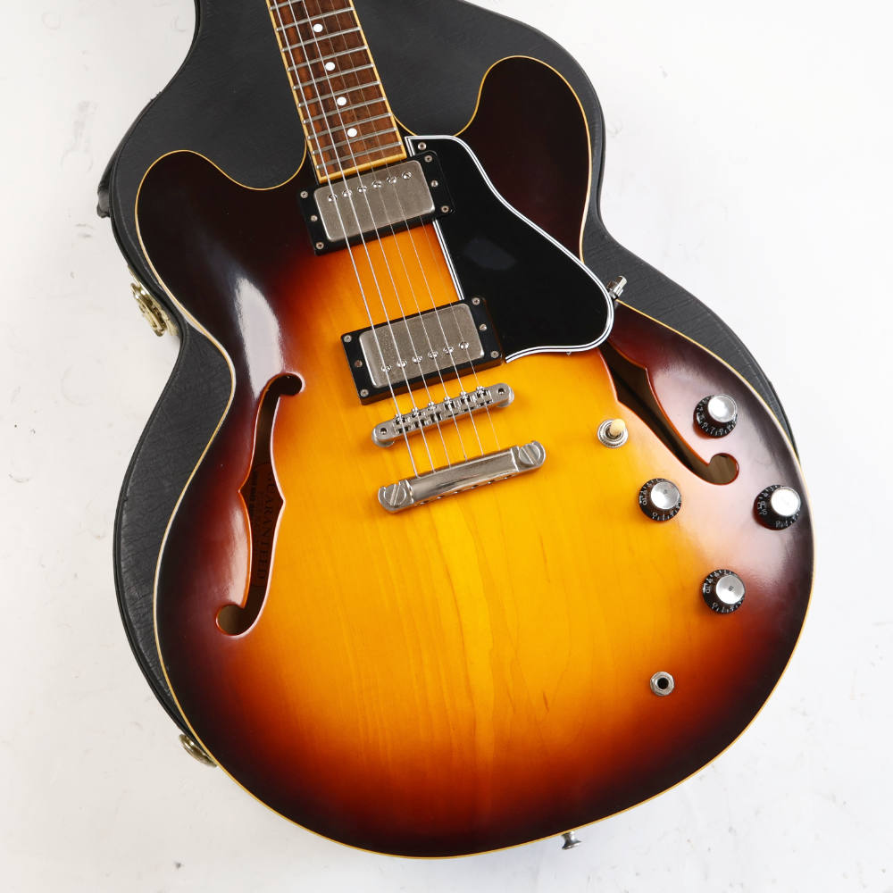 【中古】 エレキギター Edwards by ESP E-SA-125LTS 2010年頃製造 ネック修正リペアあり セミアコースティックギター ES335スタイル ラッカートップ塗装 Seymour Duncanピックアップ搭載 ボディ画像