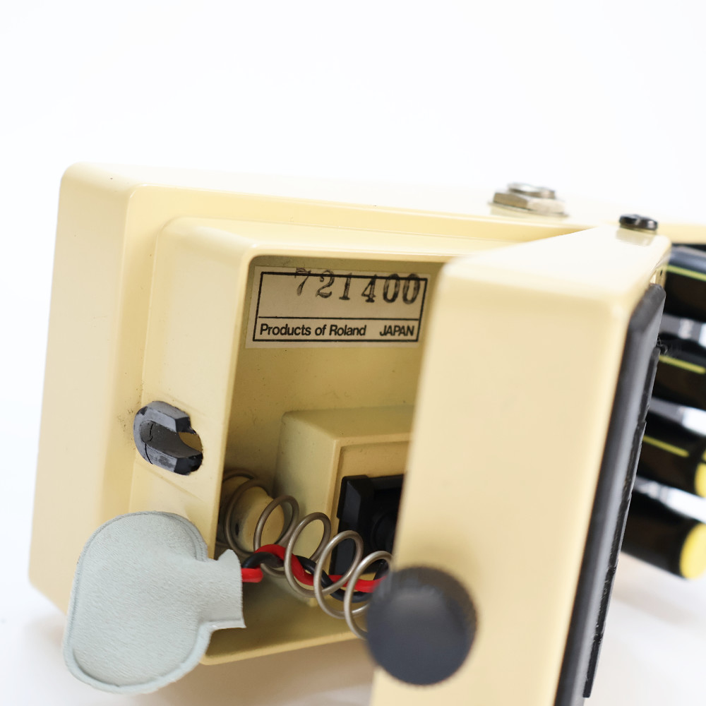 【中古】オートワウ エフェクター BOSS FT-2 Dynamic Filter made in JAPAN エンベロープフィルター ギター ベース エフェクター 電池ボックスゴムパーツ