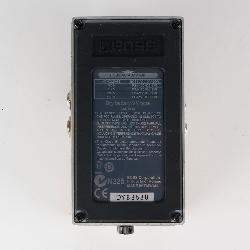 【中古】ダイナミックワウ エフェクター BOSS AW-3 Dynamic Wah ボス オートワウ ギターエフェクター ベースエフェクター 裏面