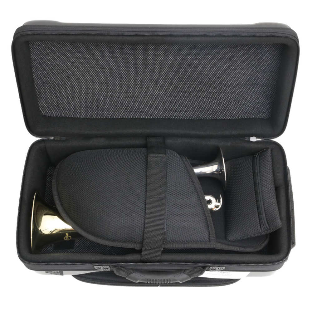 bags バッグス EC3TRM WHT マルチトランペットケース 管楽器ケース 使用例画像3