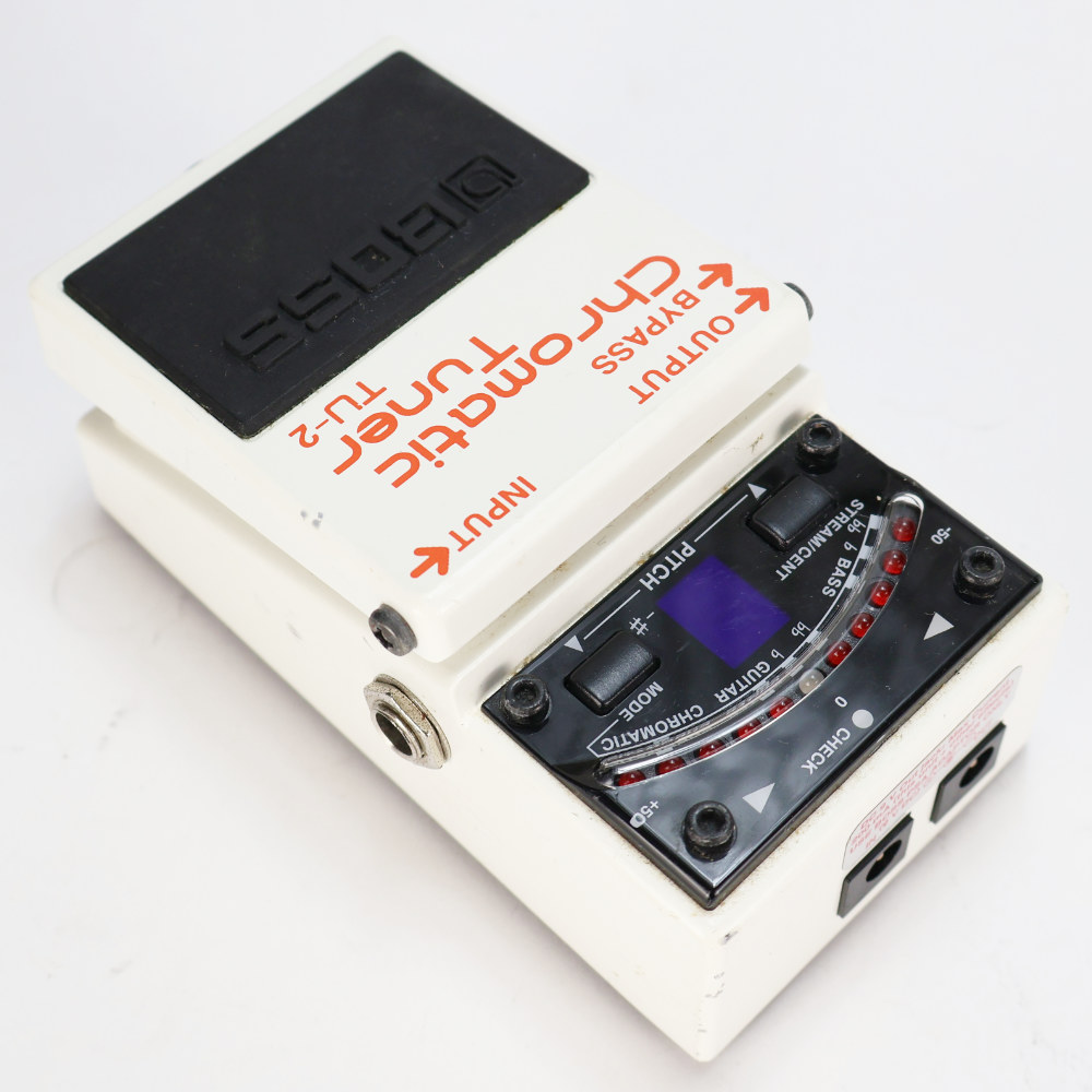 【中古】 クロマチックチューナー エフェクター BOSS TU-2 Chromatic Tuner ペダルチューナー 本体画像 斜め