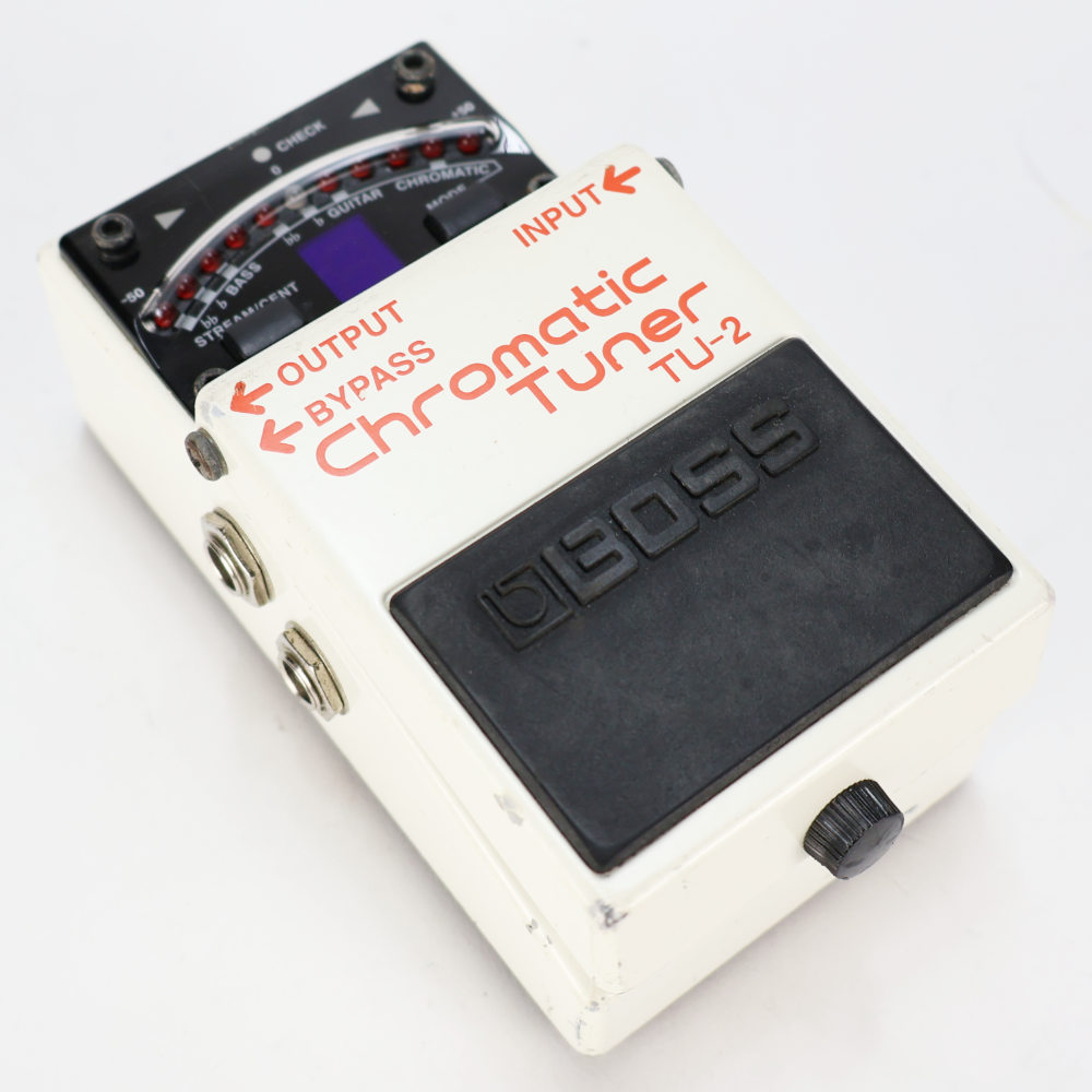 【中古】 クロマチックチューナー エフェクター BOSS TU-2 Chromatic Tuner ペダルチューナー 本体画像 斜め 2