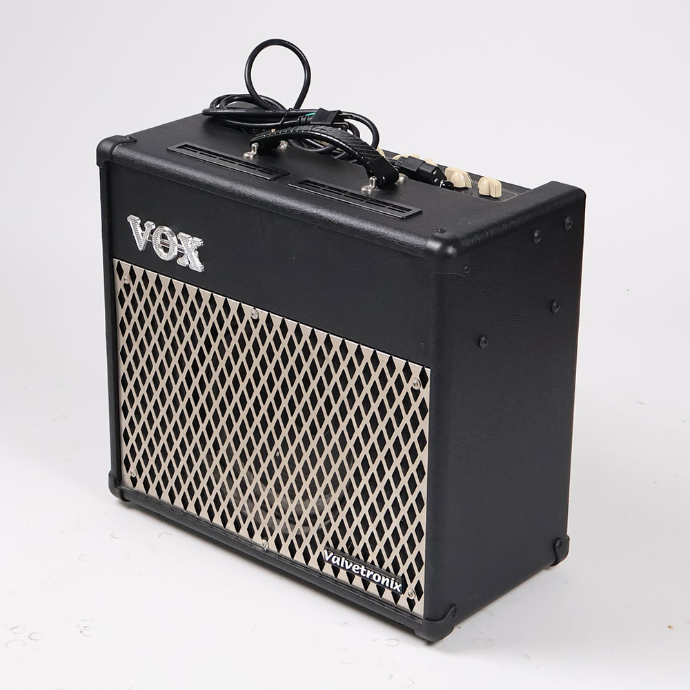 【中古】 ギターアンプ VOX VT30 全体