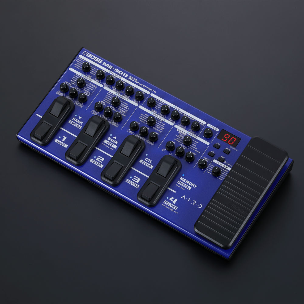 ベースエフェクター マルチエフェクター BOSS ME-90B PSA-100S2アダプター付きセット ME90B 10種類のプリアンプ 61種類のエフェクト ベース プリアンプ DI 全体像